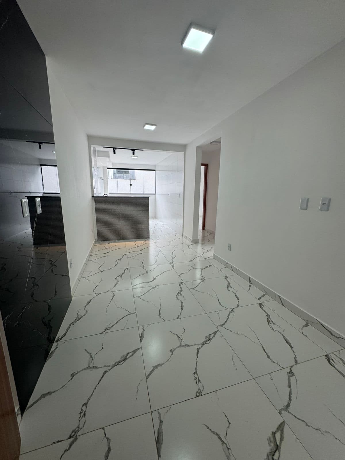 Foto 3 de Apartamento - Apartamentos 2 Quartos com Suíte e Varanda no Jardim Ingá em Jardim Ingá